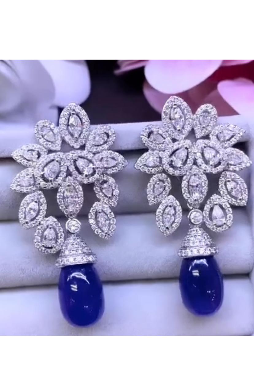 Mixed Cut AIG Certified  22.80 Carats Tanzanites  3.40 Ct Diamonds 18k Gold Earrings For Sale