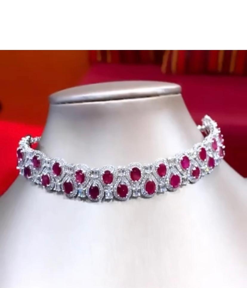 AIG Certified 23.00 Carat Burmese Rubies  9.70 Ct Diamonds Choker/Bracelet  In New Condition For Sale In Massafra, IT