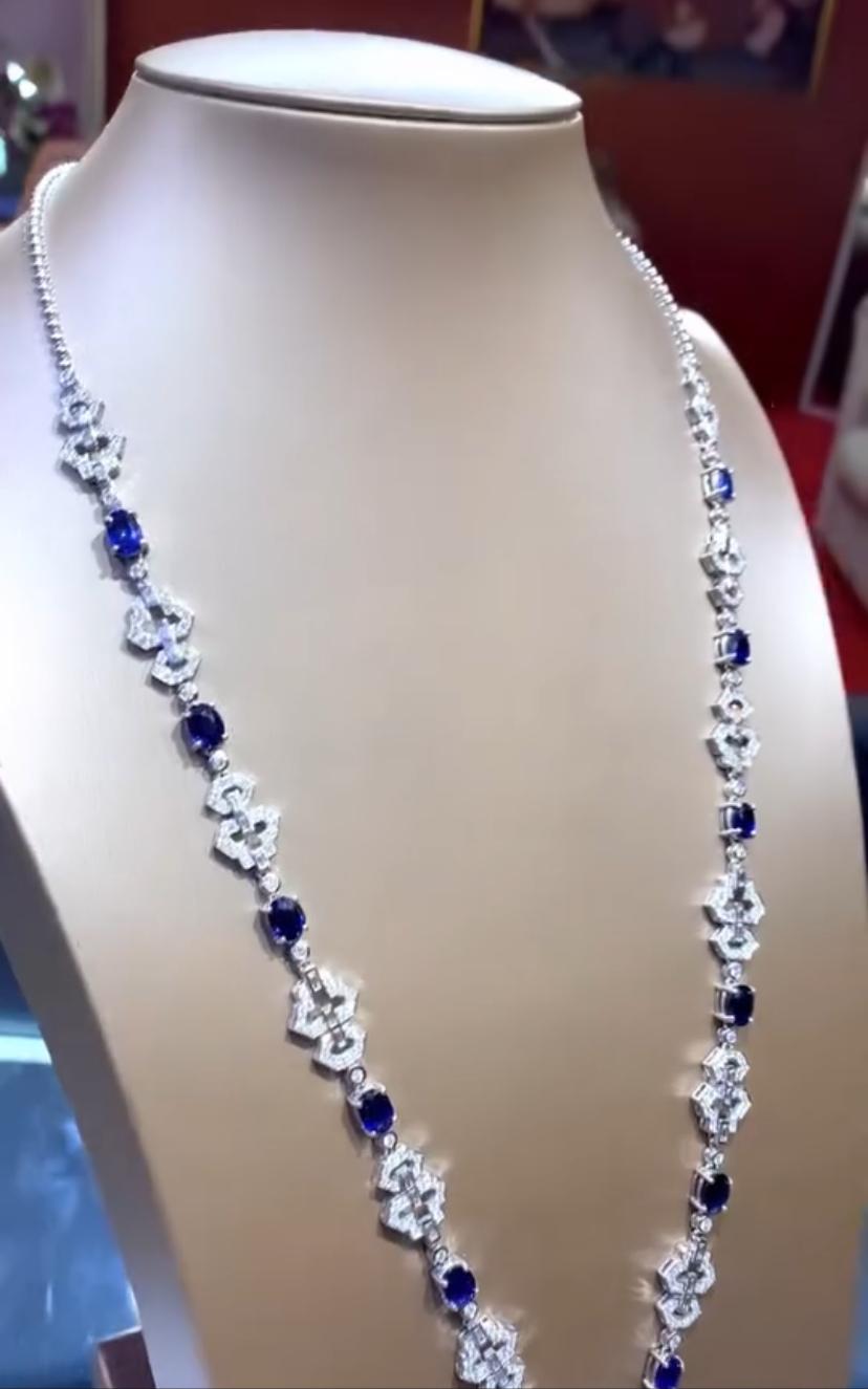 AIG Certified 23.00 Ct Ceylon Sapphires  10.00 Ct Diamonds 18k Gold Necklace For Sale 1