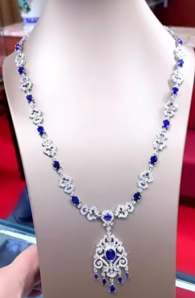 An exclusive necklace in Art Deco design, so extremely refined and original, perfect style for glamour ladies.
Necklace come in 18k gold with 19 pieces of perfect oval and pear cut natural Ceylon Sapphires of 23,06 carats, extra fine quality,