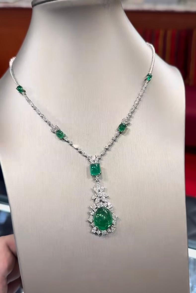Cabochon AIG Certified 23.37 Carats Zambian Emeralds  4.77 Ct Diamonds 18K Gold Necklace  For Sale