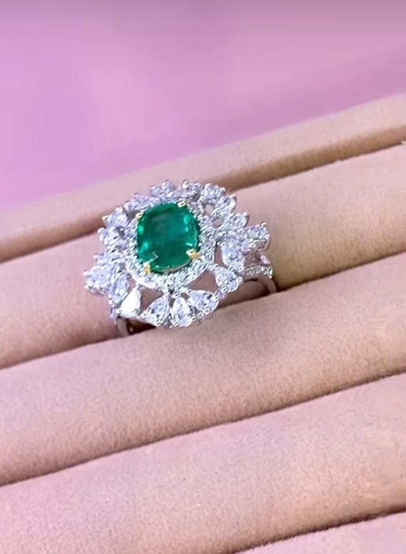 AIG zertifiziert 2,34 Karat Diamanten 2,25 Karat sambischen Smaragd 18K Gold Ring im Zustand „Neu“ im Angebot in Massafra, IT