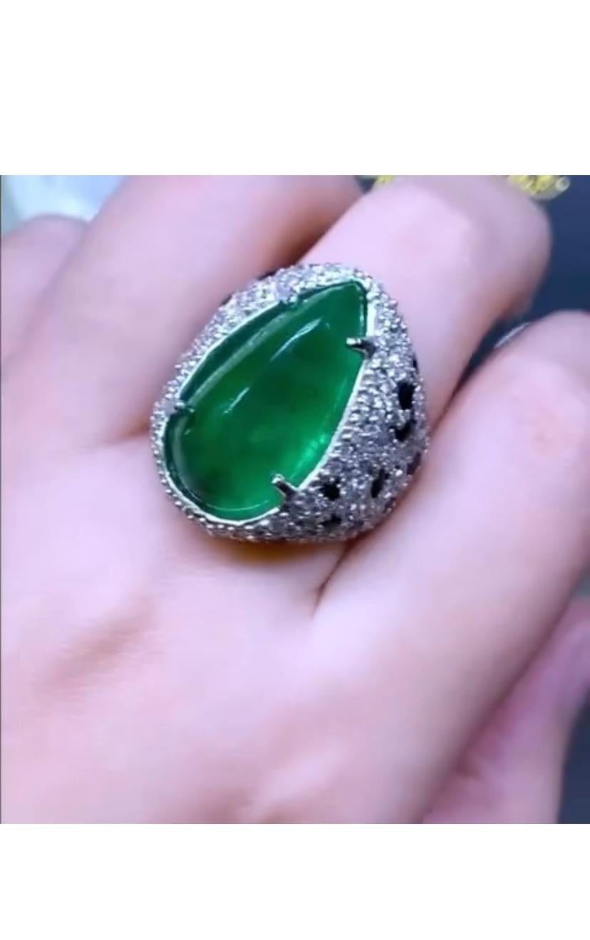 AIG Certified 23.42 Carats Zambian Emerald.  2.91 Carats Diamonds 18K Gold Ring  For Sale 1