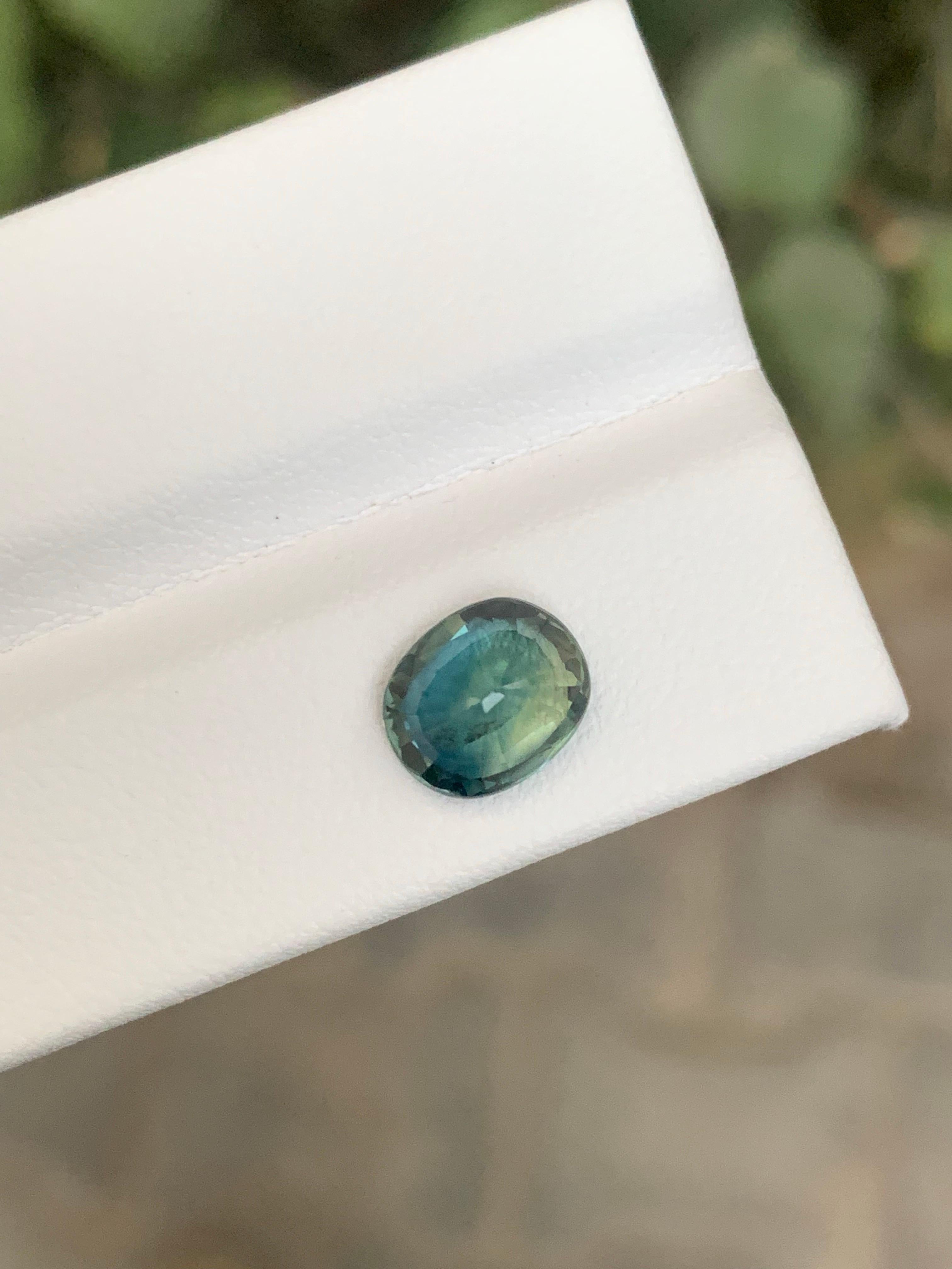 AIG zertifiziert 2,35 Karat natürlichen losen Saphir Edelstein aus Madagaskar, Afrika (Arts and Crafts) im Angebot