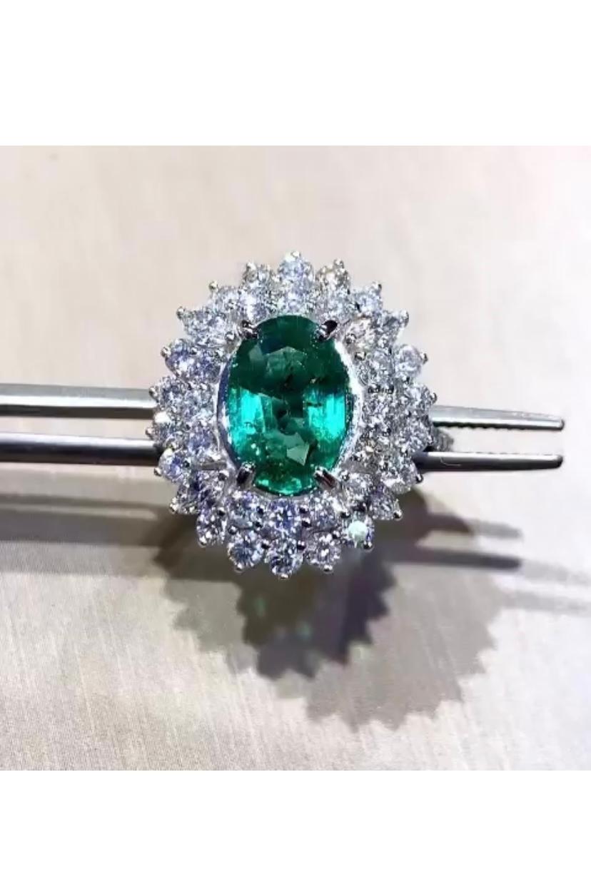 Women's AIG Certified 2.40 Ct Zambian Emerald 2.60 Ct Diamonds 18K Gold Ring  For Sale