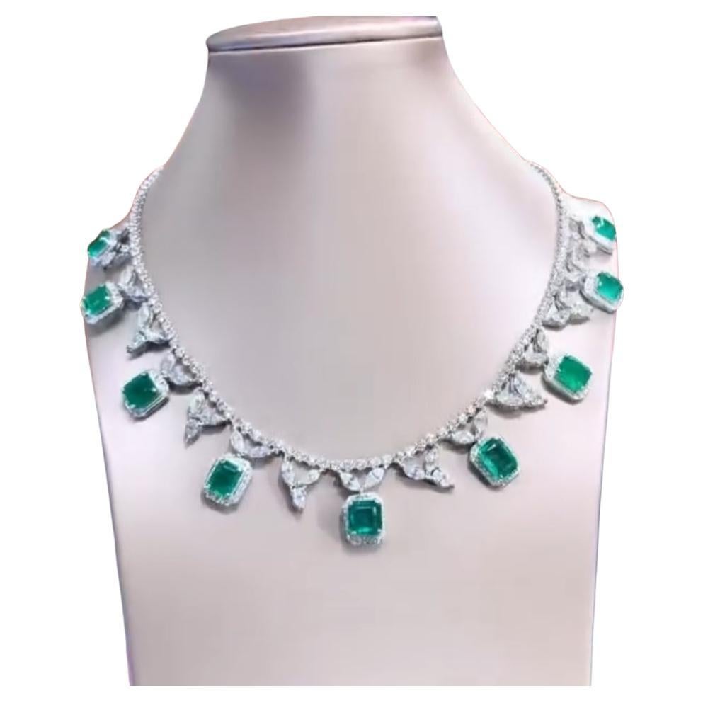 AIG Certified 24.00 Carat Zambian Emeralds 15.00 Ct Diamonds Necklace