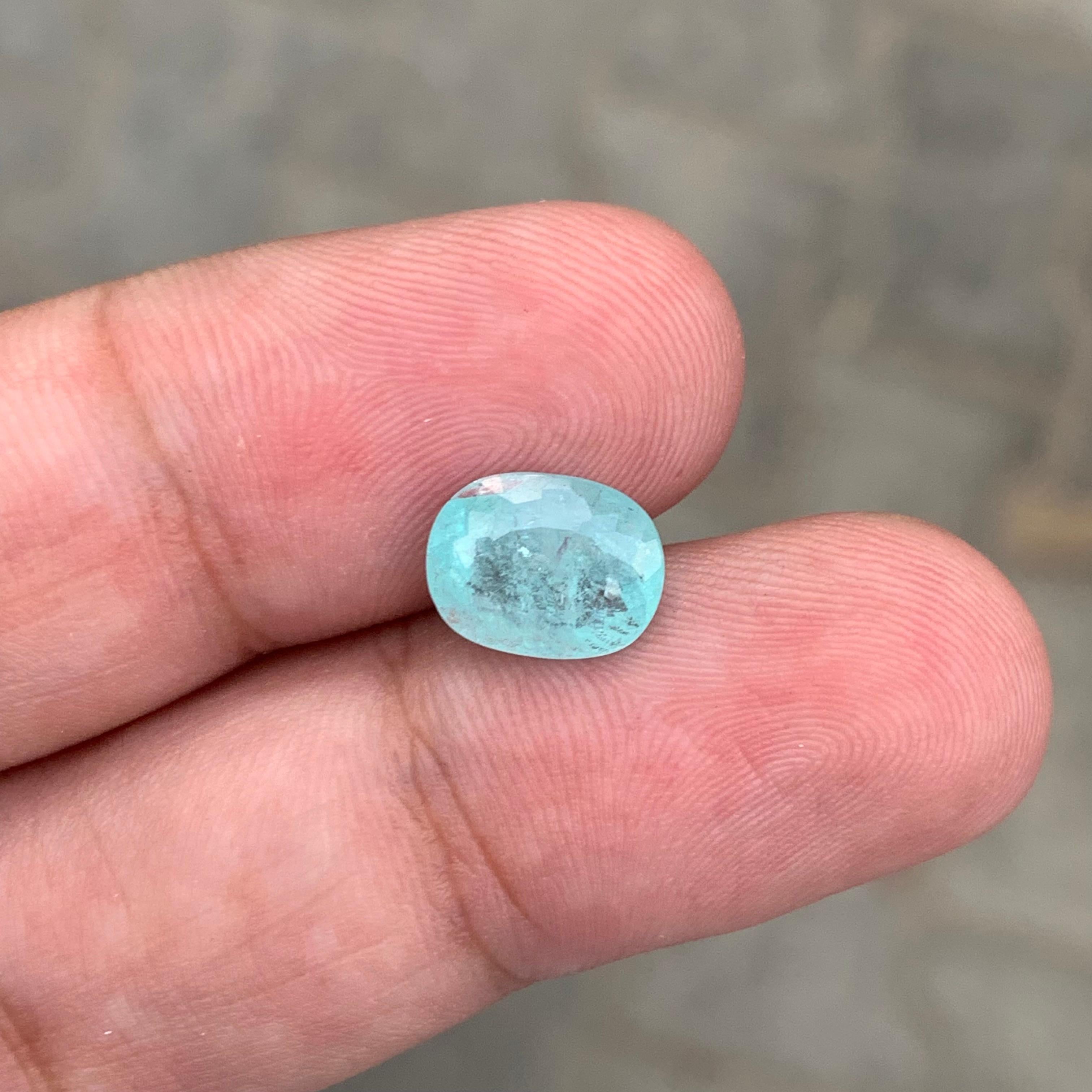 Tormalina Paraiba naturale sfusa da 2,48 carati certificata AIG proveniente dalla miniera del Mozambico 7