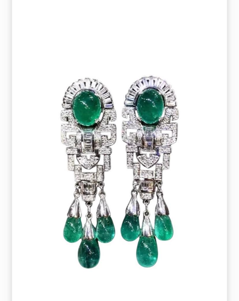 AIG-zertifizierte 24.90 Karat sambische Smaragde  2,70 Karat Diamanten Gold Art Decò Ohrringe im Angebot 2