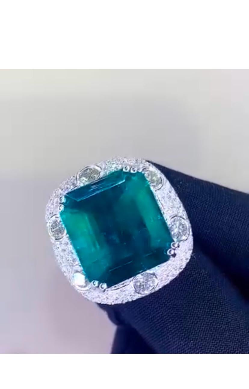 Emerald Cut AIG Certified 25.00 Zambian Emerald  6.60 Ct Diamonds 18K Gold Ring For Sale