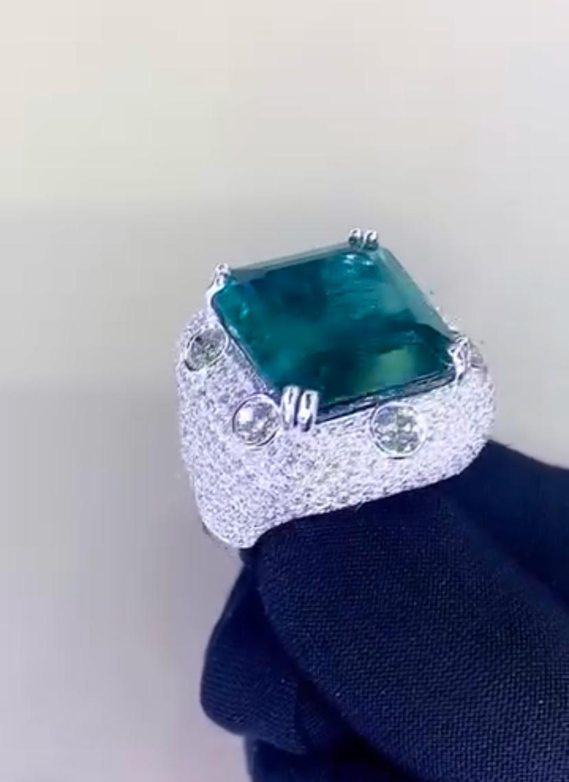 AIG Certified 25.00 Zambian Emerald  6.60 Ct Diamonds 18K Gold Ring For Sale 2