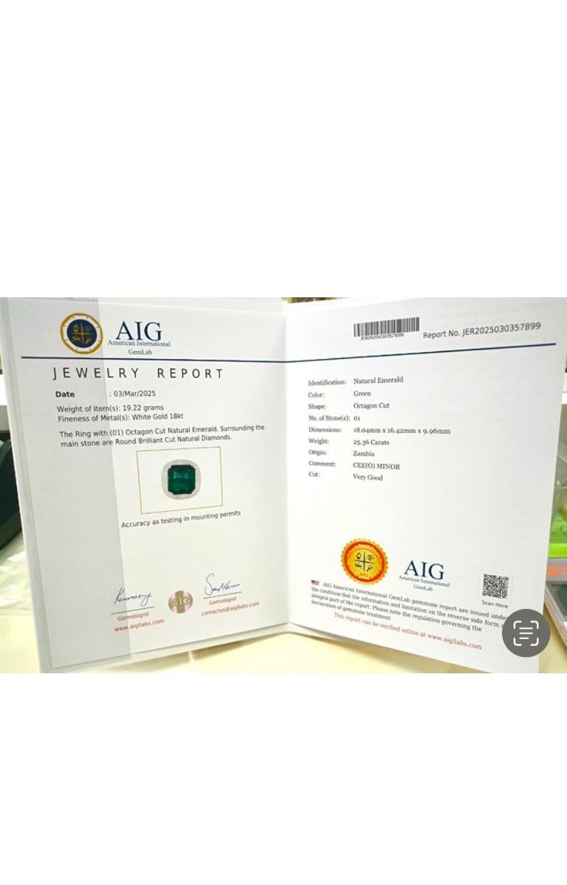 AIG Certified 25.00 Zambian Emerald  6.60 Ct Diamonds 18K Gold Ring For Sale 4