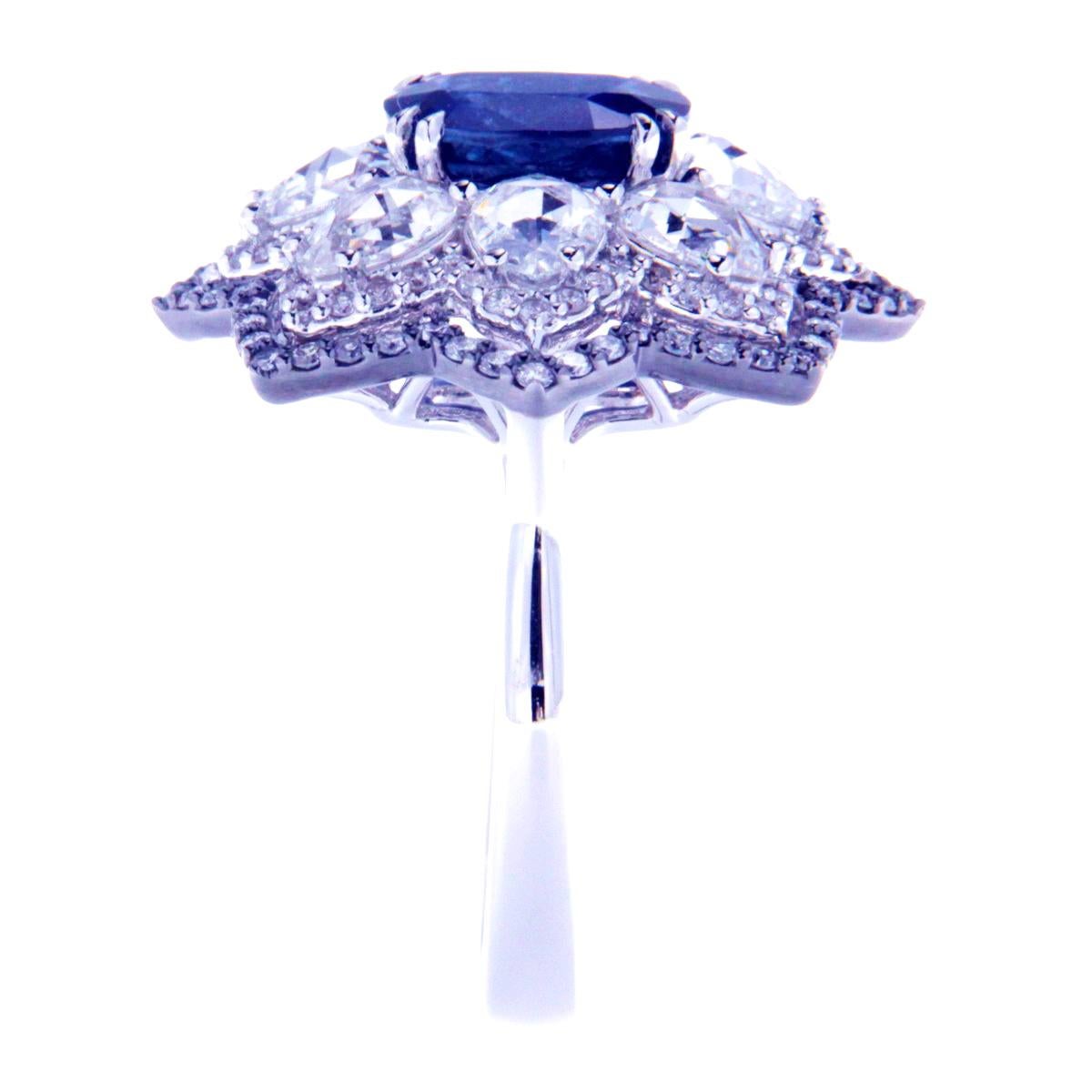 Cushion Cut AIG Certified 2.58 Carat Natural Sapphire and 2.04 Carat Natural Diamonds Ring For Sale