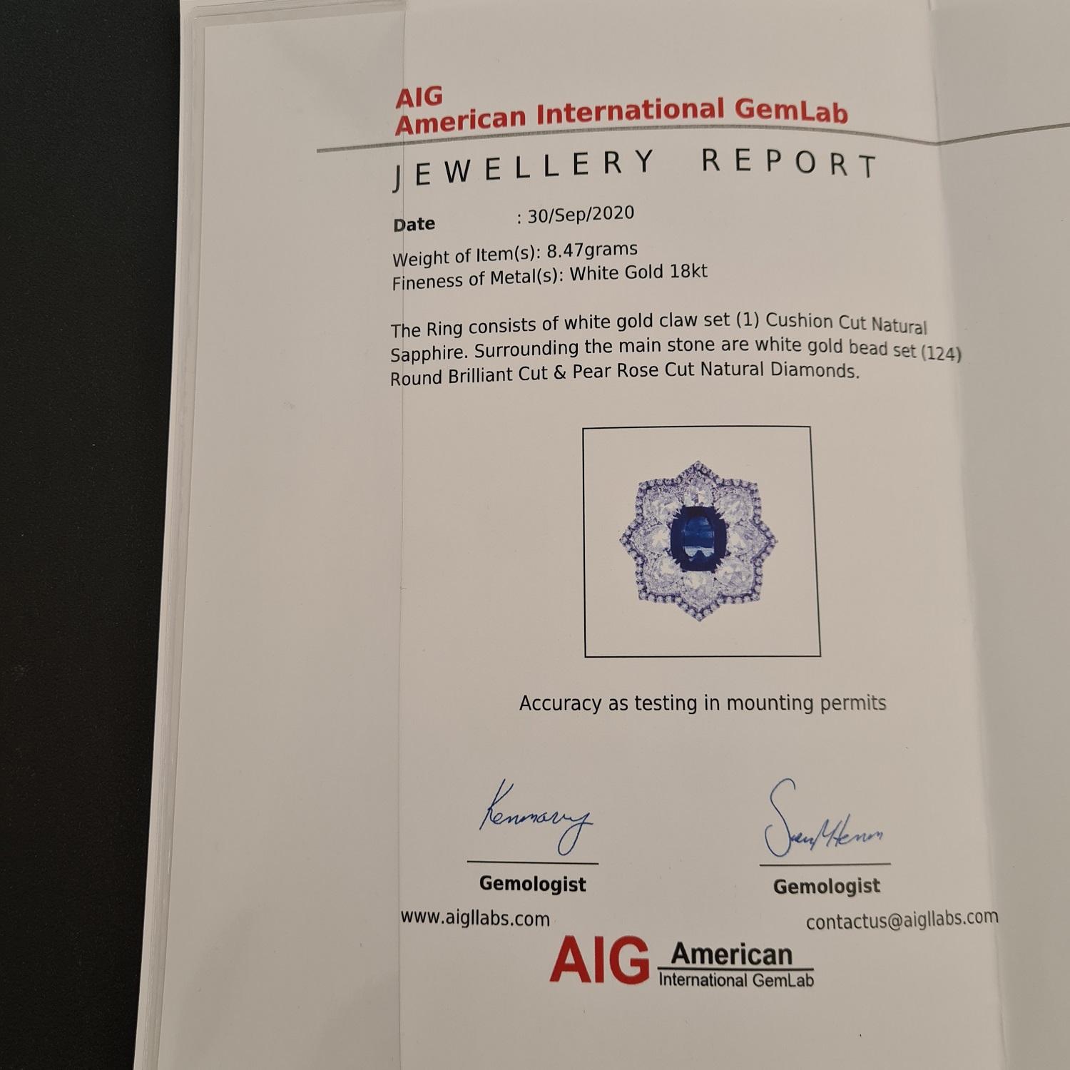 AIG Certified 2.58 Carat Natural Sapphire and 2.04 Carat Natural Diamonds Ring For Sale 4