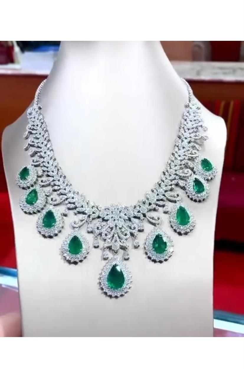 Pear Cut AIG Certified 25.80 Carat Zambian Emeralds  23.00 Ct Diamonds 18K Gold Necklace For Sale