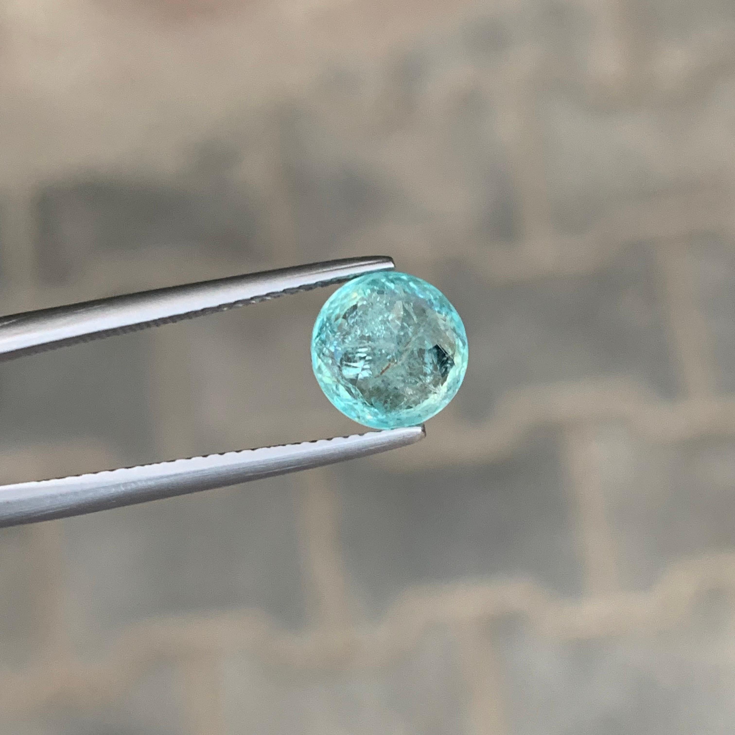 Taglio rotondo Gemma rotonda di tormalina Paraiba naturale sciolta certificata AIG da 2,60 carati in vendita