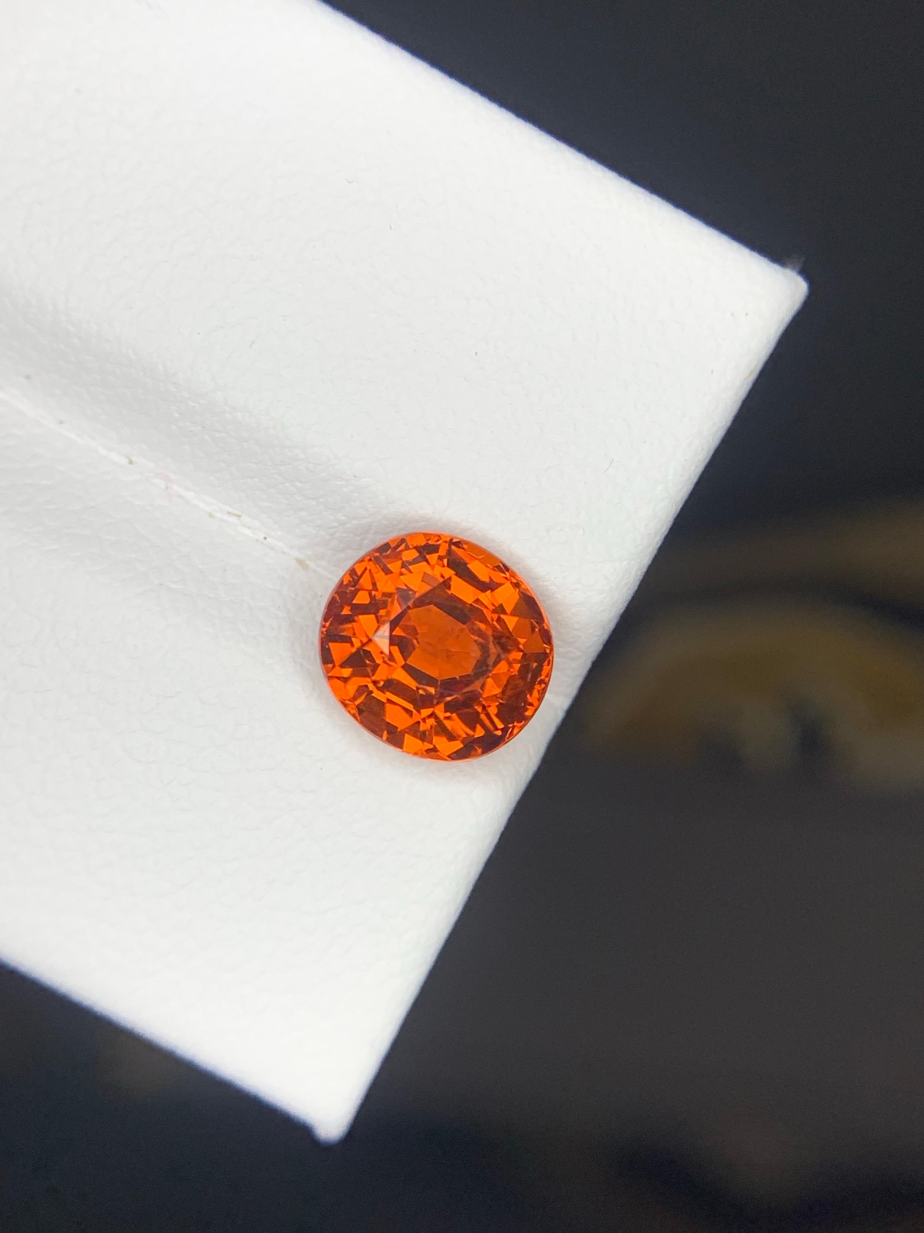 AIG zertifiziert 2,60 Karat natürlichen losen Spessartit Granat Oval Form Edelstein im Angebot 7