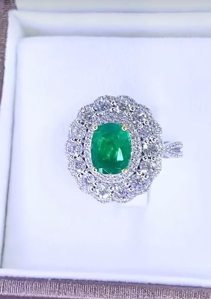 AIG Certified 2.60 Ct Zambian Emerald 2.50 Ct Diamonds 18K Gold Ring For Sale 5