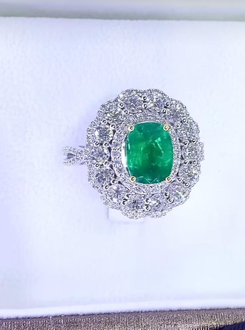AIG Certified 2.60 Ct Zambian Emerald 2.50 Ct Diamonds 18K Gold Ring For Sale 1