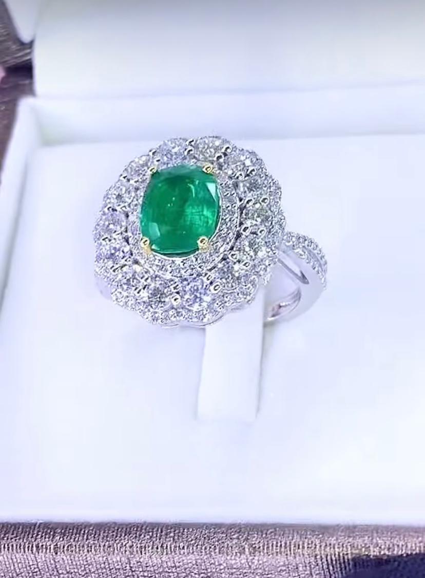 AIG Certified 2.60 Ct Zambian Emerald 2.50 Ct Diamonds 18K Gold Ring For Sale 4