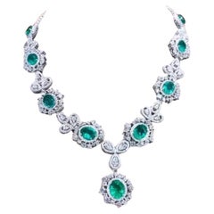 AIG Certified 27.00 Carat Zambian Emeralds  21.00 Ct Diamonds 18k Gold Necklace 