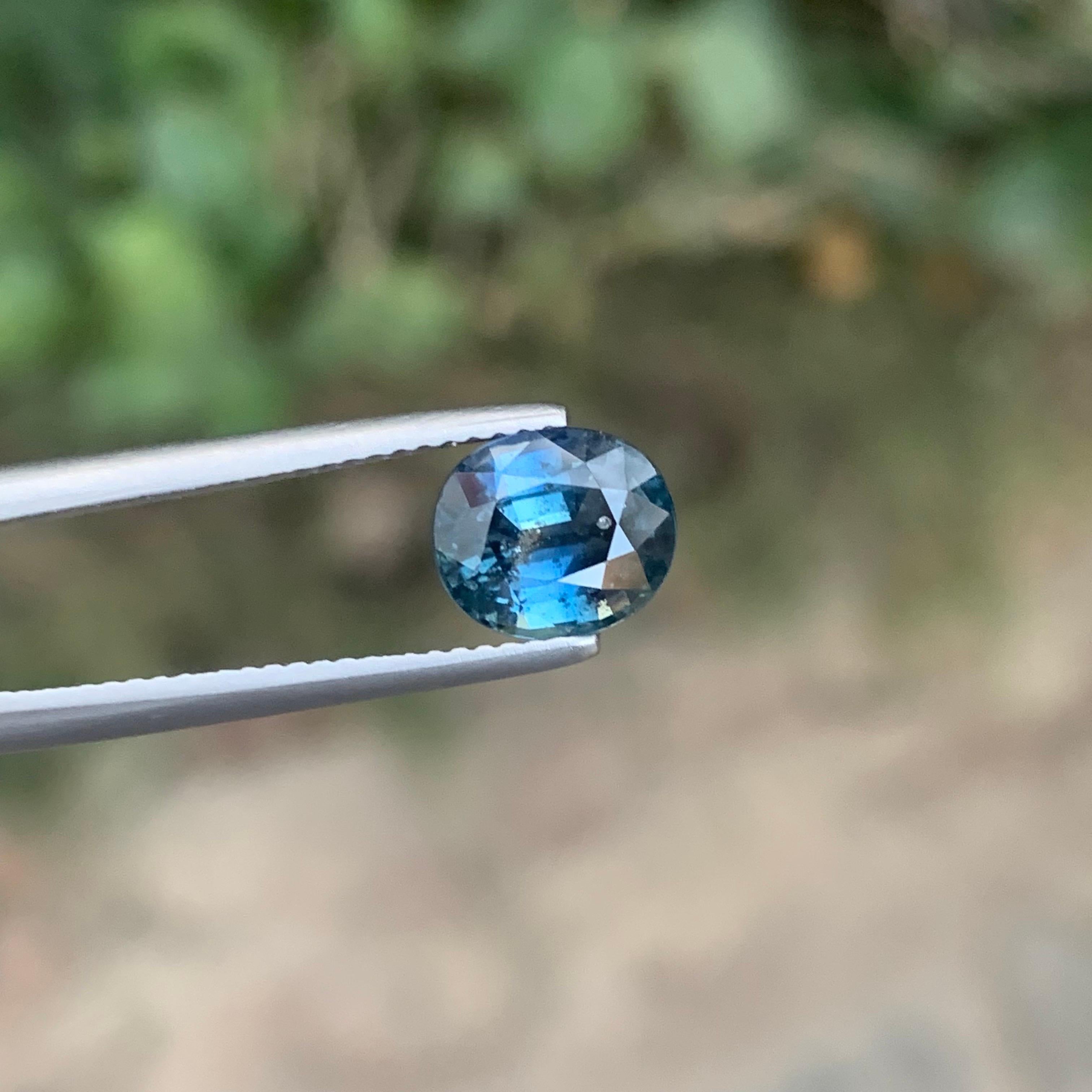 AIG Certified 2.73 Carat Natural Loose Sapphire Oval Shape Gemstone (pierre précieuse de forme ovale) en vente 5