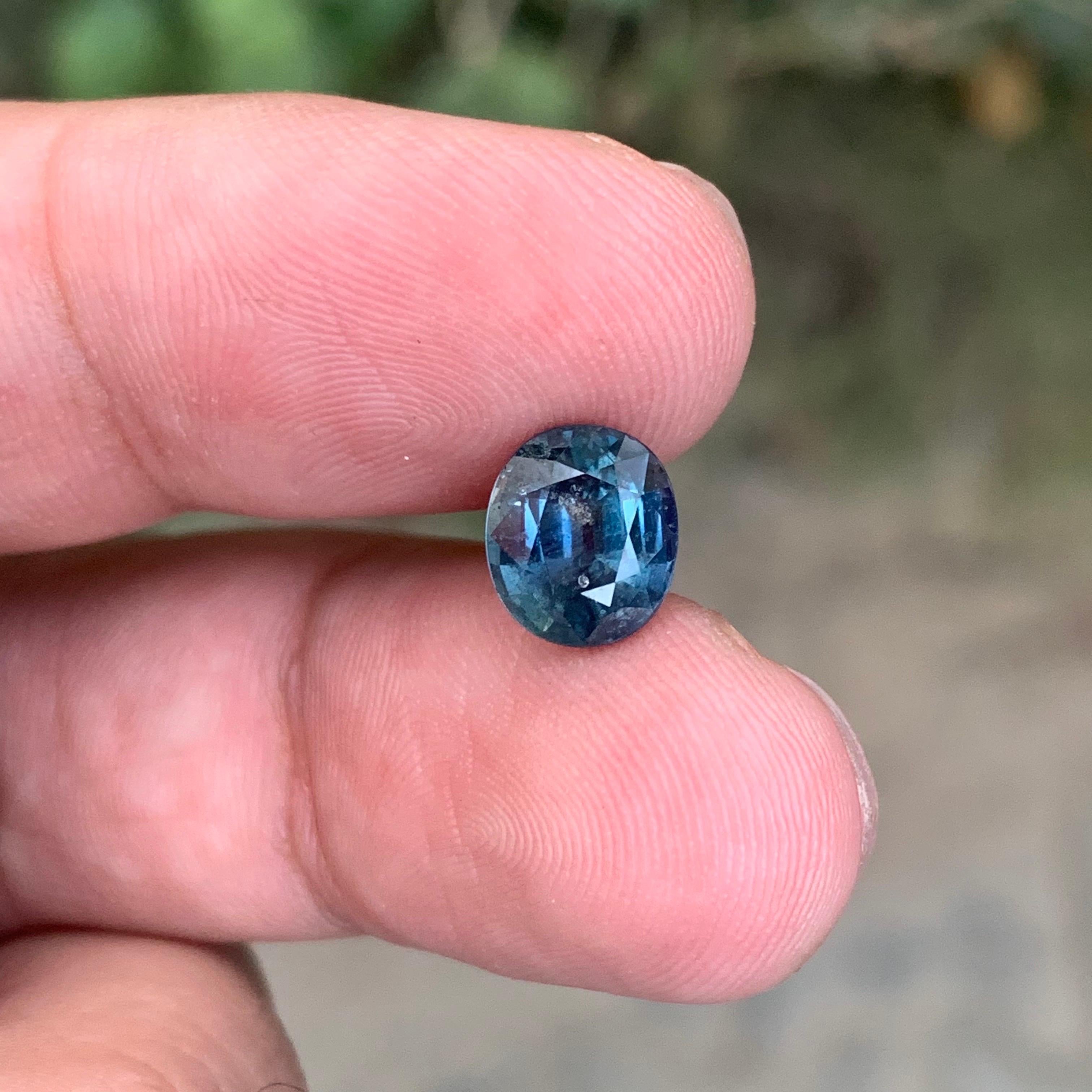 AIG Certified 2.73 Carat Natural Loose Sapphire Oval Shape Gemstone (pierre précieuse de forme ovale) en vente 6