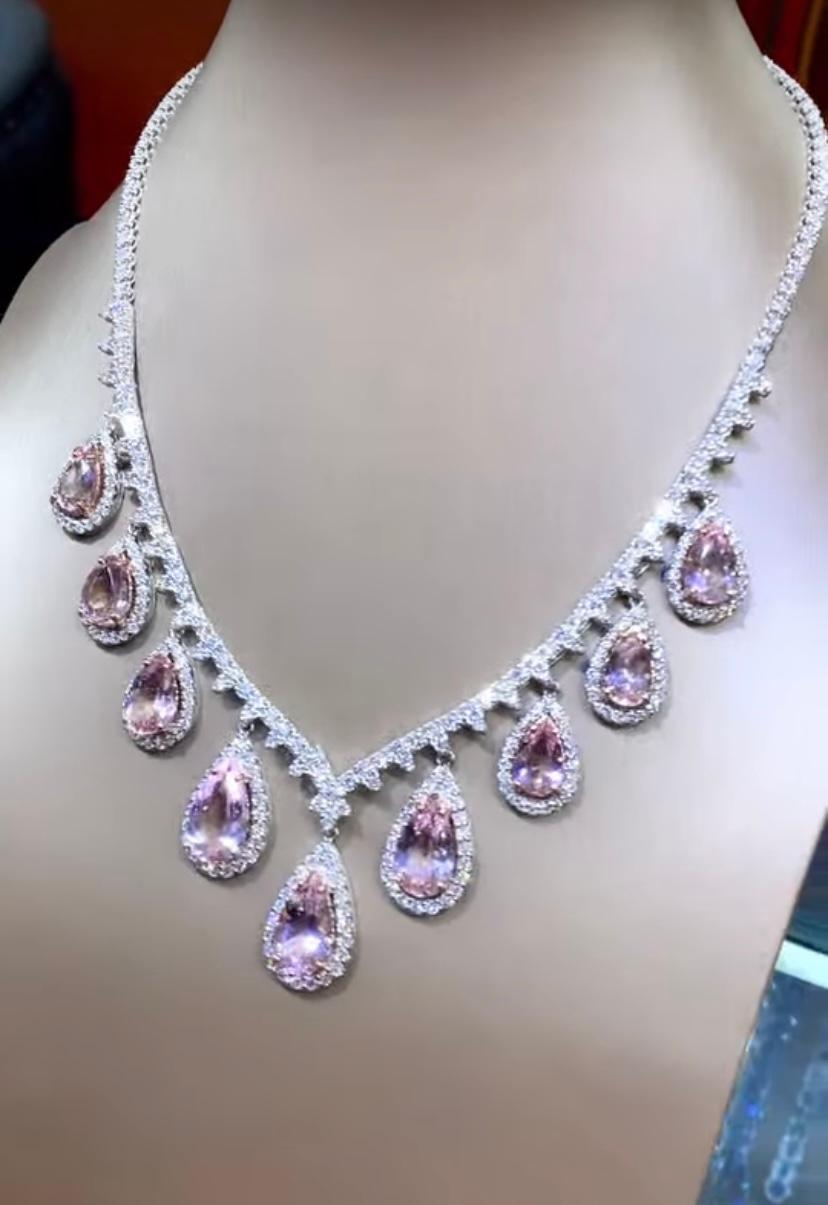 Pear Cut AIG Certified 27.90 Carat Pink Morganite 15.00 Ct Diamonds 18K Gold Necklace For Sale