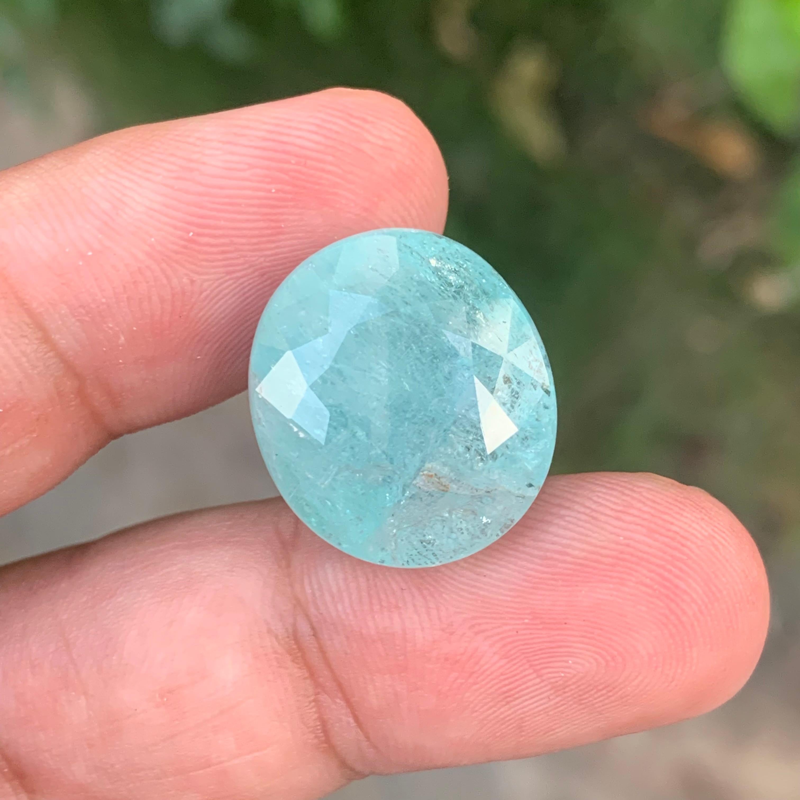 Gemma naturale sciolta di forma ovale di tormalina Paraiba certificata AIG da 28,58 carati in vendita 6