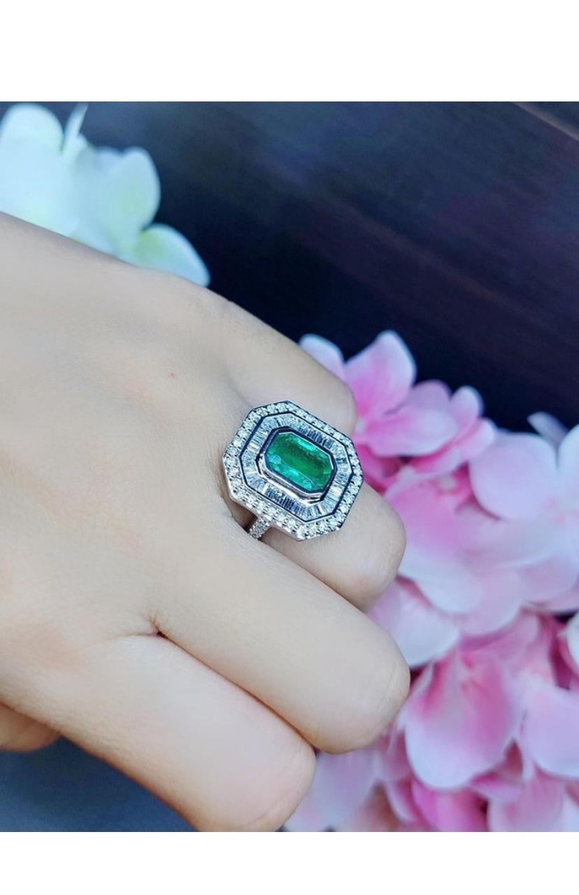 AIG Certified 2.87 Ct Zambian Emerald  1.42 Ct Diamonds 18K Gold  Ring For Sale 3