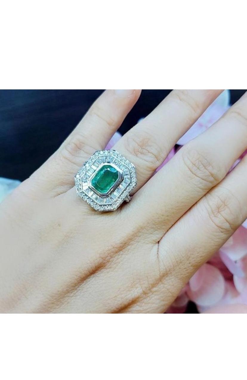 AIG Certified 2.87 Ct Zambian Emerald  1.42 Ct Diamonds 18K Gold  Ring For Sale 4