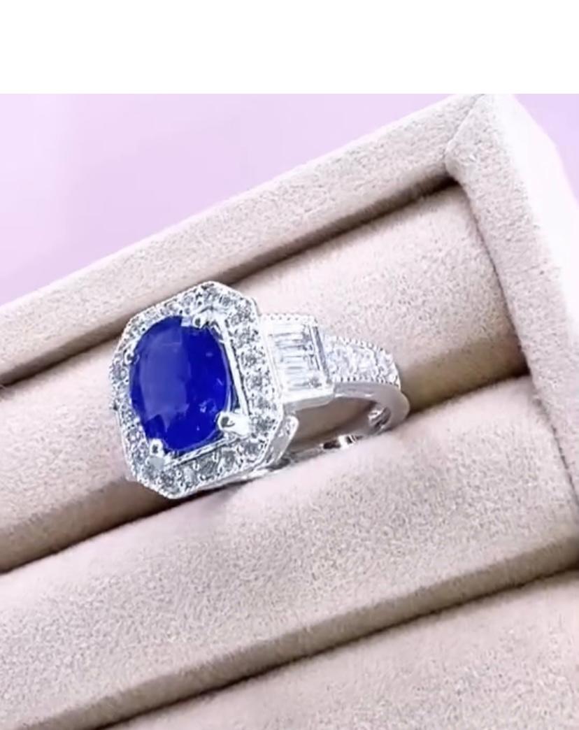 Bague en or 18 carats avec saphir de Ceylan certifié AIG de 2,90 carats et diamants de 1,30 carat Neuf - En vente à Massafra, IT