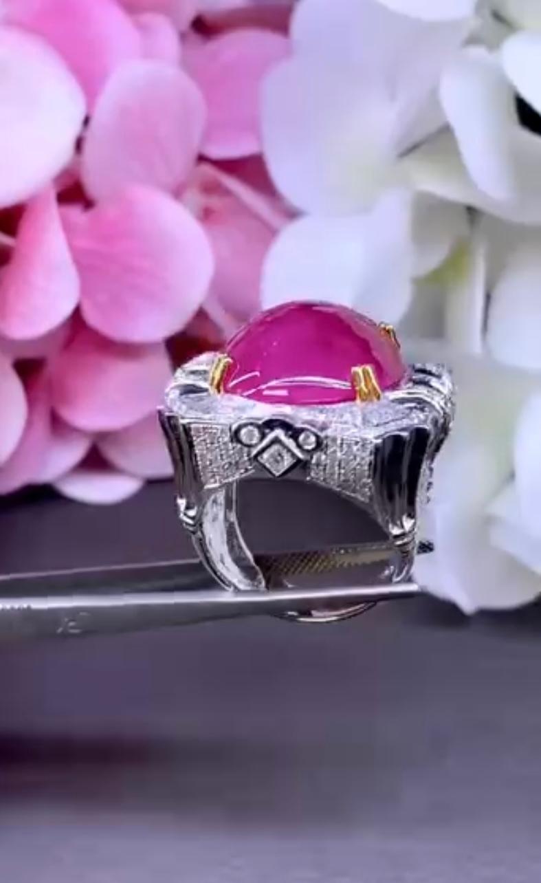 Rubí de Birmania certificado AIG de 29.00 quilates  Anillo de oro de 18 quilates con diamantes de 3,20 quilates Corte oval en venta