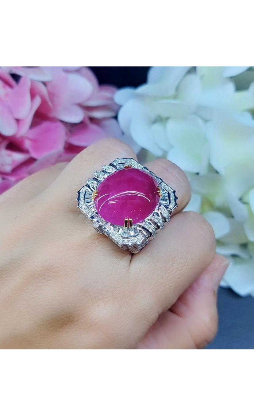 Rubí de Birmania certificado AIG de 29.00 quilates  Anillo de oro de 18 quilates con diamantes de 3,20 quilates en venta 1