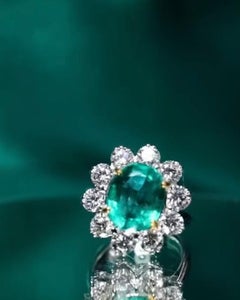 Certified 3.00 Ct Zambian Emerald 2.00 Ct Diamonds 18K Gold Ring
