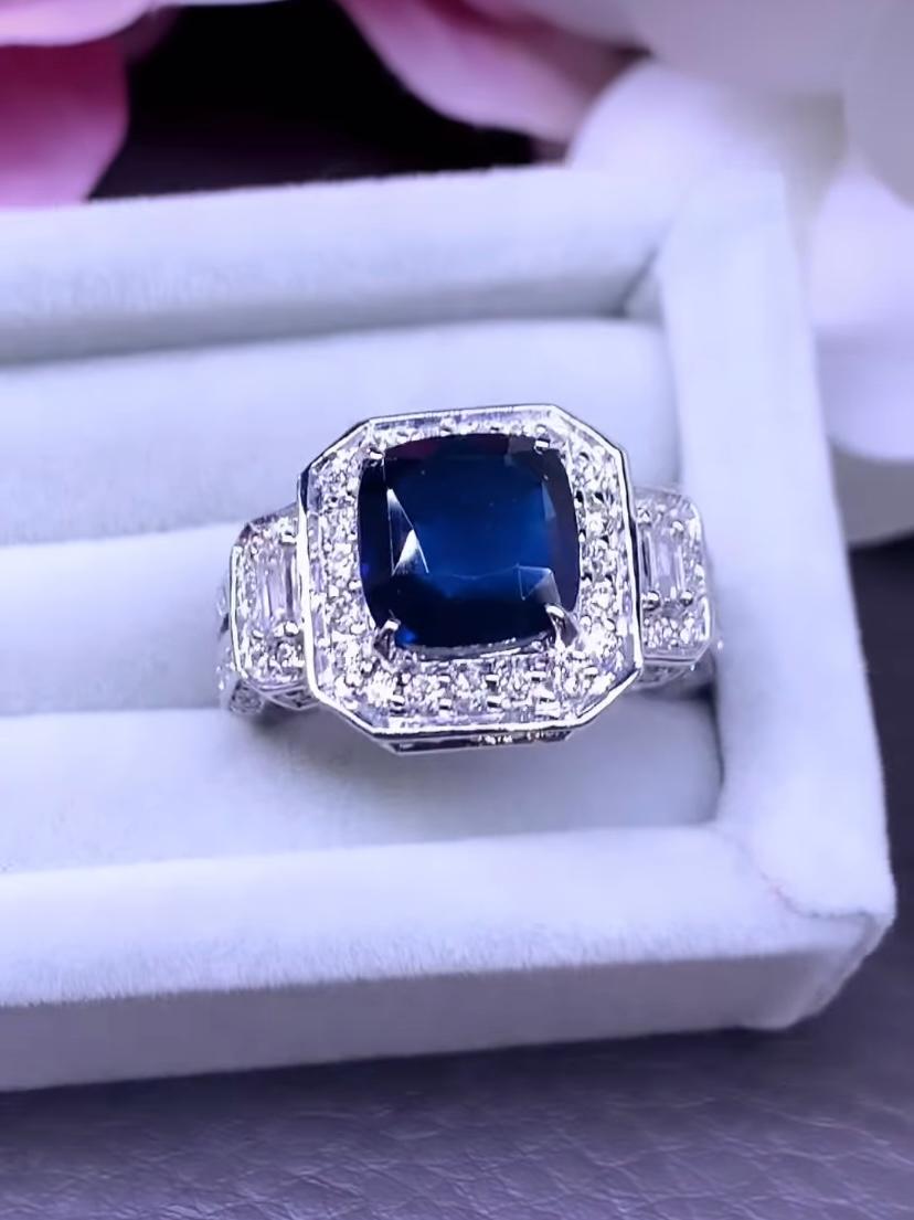 AIG Certified 3.18 Ct Ceylon Sapphires  1.30 Ct Diamonds 18K Gold Art Decó Ring  For Sale 1