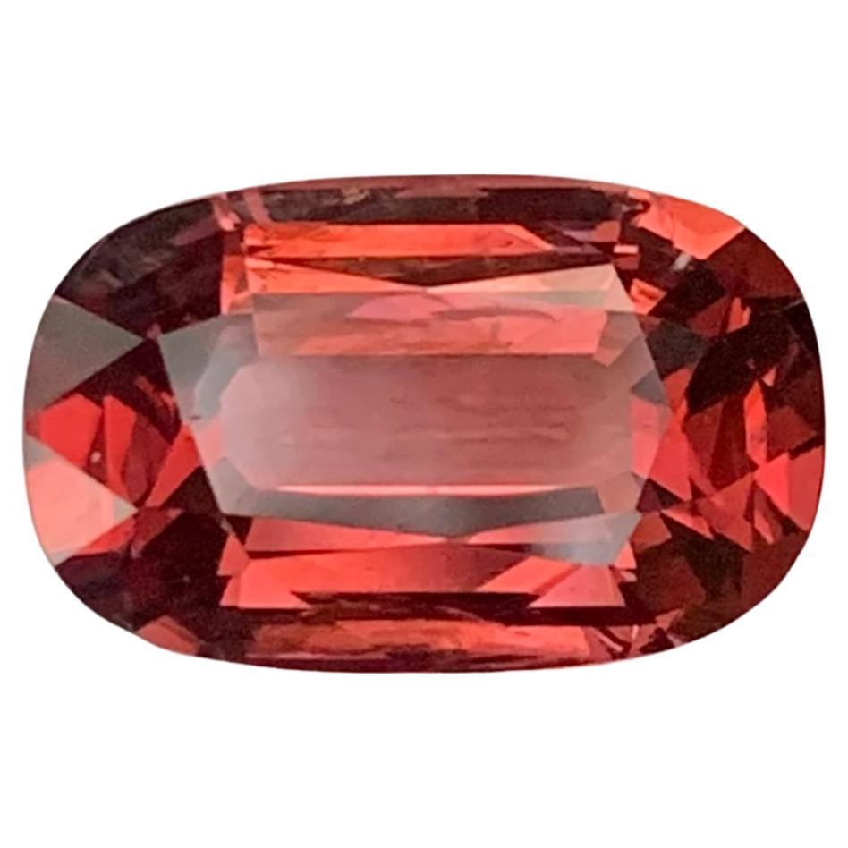 Gemma di spinello naturale sciolta da 3,21 carati certificata AIG proveniente dalla Tanzania, Africa