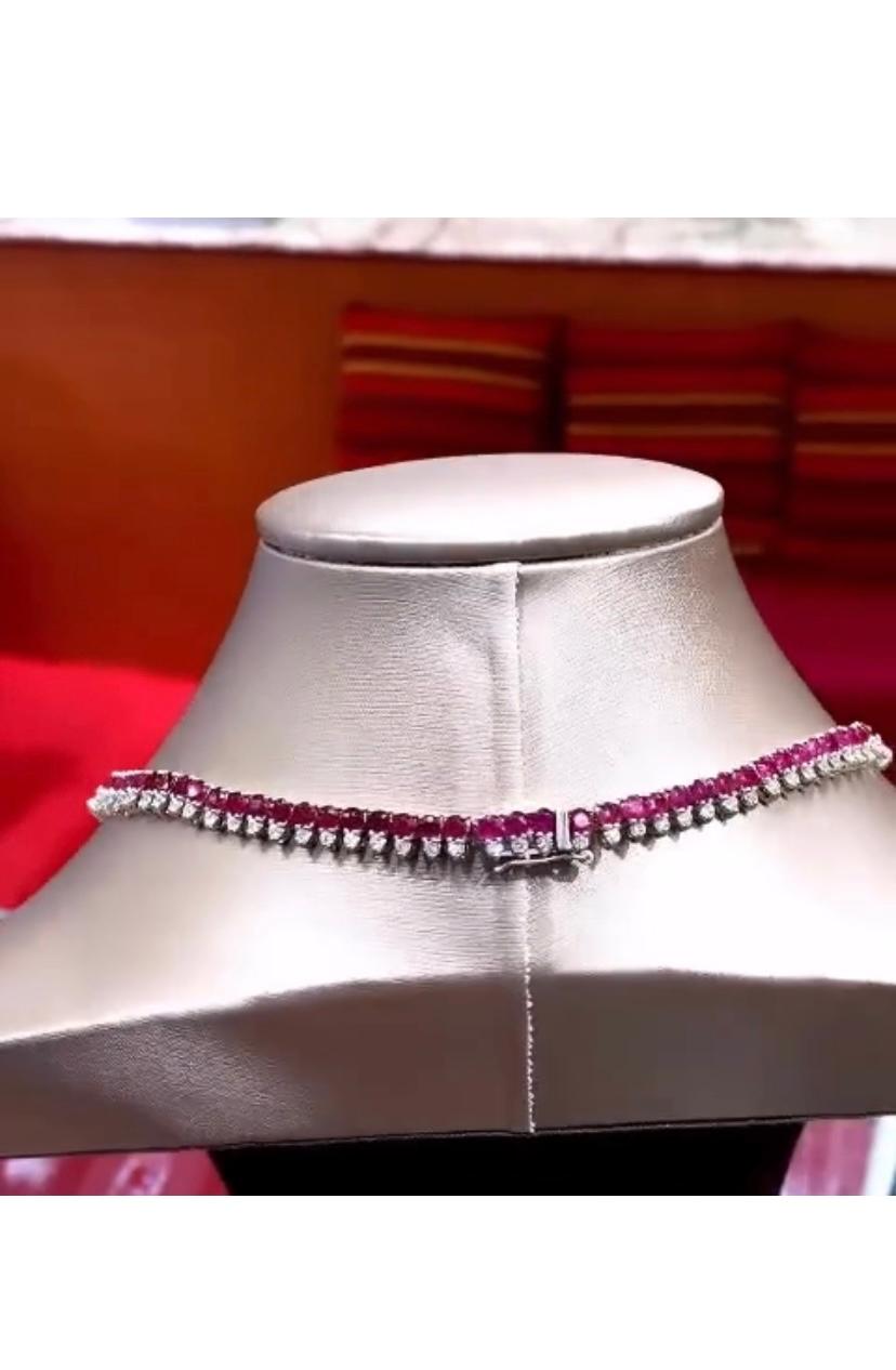 Women's or Men's AIG Certified 33.00 Carats Burmese  Rubies  4.50 Ct Diamonds 18K Gold Necklace For Sale
