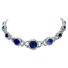 Saphirs bleus de Ceylan certifiés AIG 33,00 carats  14.00 Cts Diamants 18K  Collier