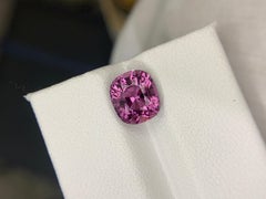 Gema suelta de espinela púrpura con forma de cojín, certificada por AIG, de 3.33 quilates naturales