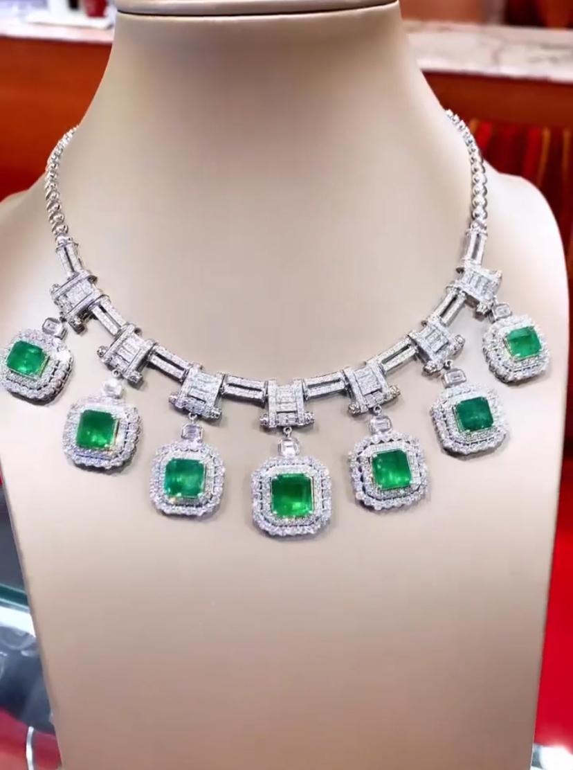 Women's AIG Certified 34.60 Carats Zambian Emeralds  15.80 Ct Diamonds 18K Gold Necklace For Sale