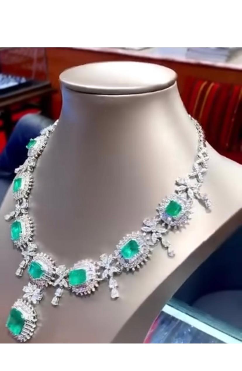 AIG Certified 36.00 Carat Zambian Emerald  23.00 Ct Diamonds 18k Gold Necklace For Sale 2