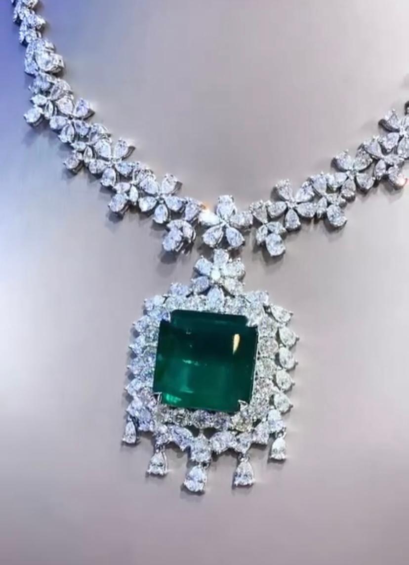 Mixed Cut AIG Certified 36.00 Carat Zambian Emerald  23.90 Ct Diamonds Necklace 18K Gold  For Sale