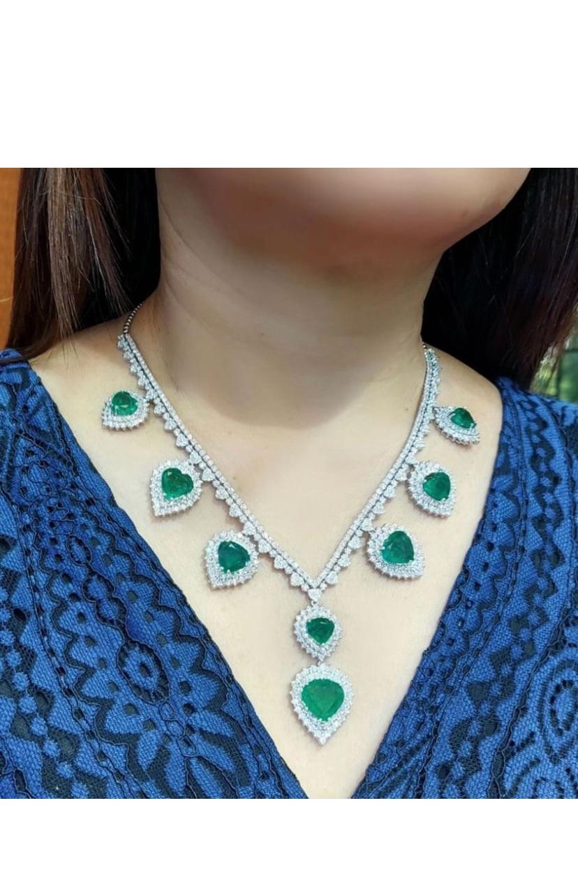AIG Certified 37.00 Cts Zambian Emeralds  16.50 Cts Diamonds 18K Gold Necklace For Sale 2