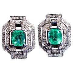 AIG Certified 3.80 Carats Colombian  Emeralds Diamonds 18K Gold Earrings