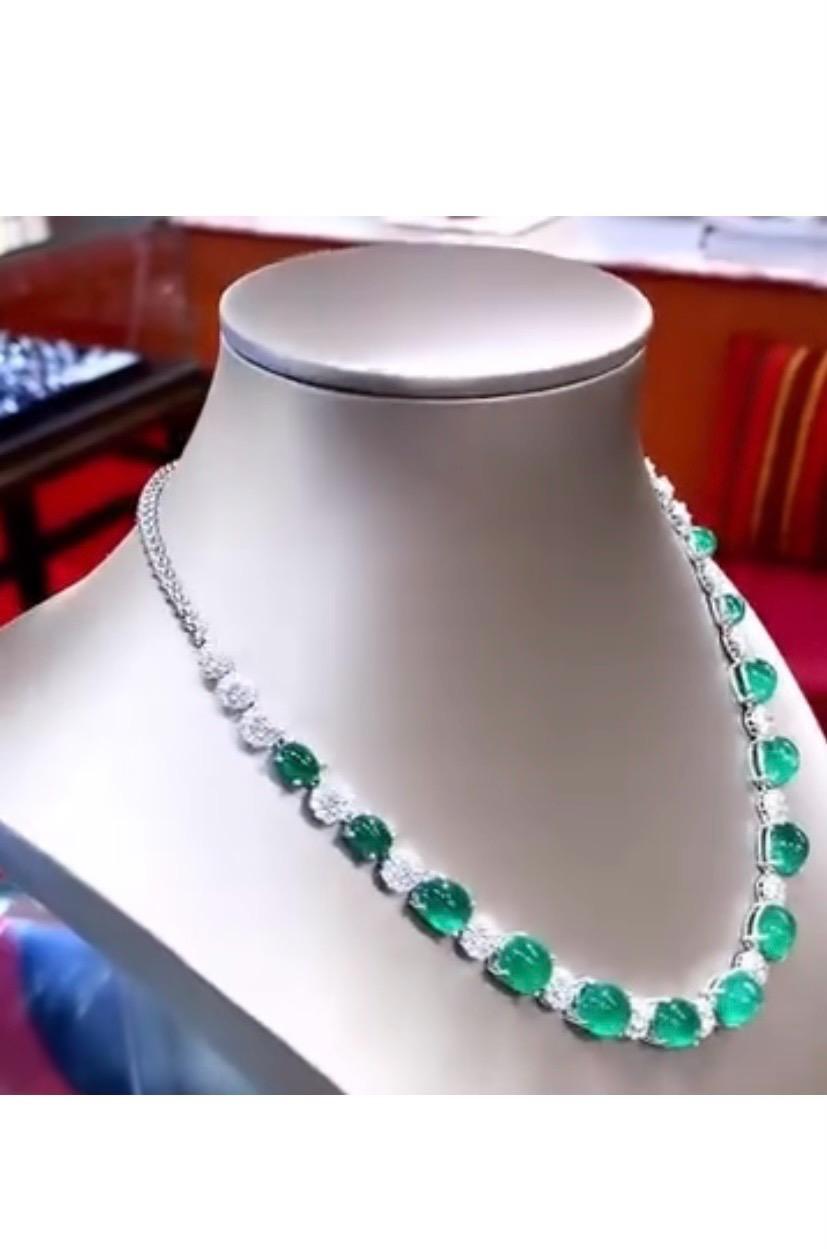 Mixed Cut AIG Certified 38.00 Carats Zambian Emeralds  4.80 Ct Diamonds 18k Gold Necklace For Sale