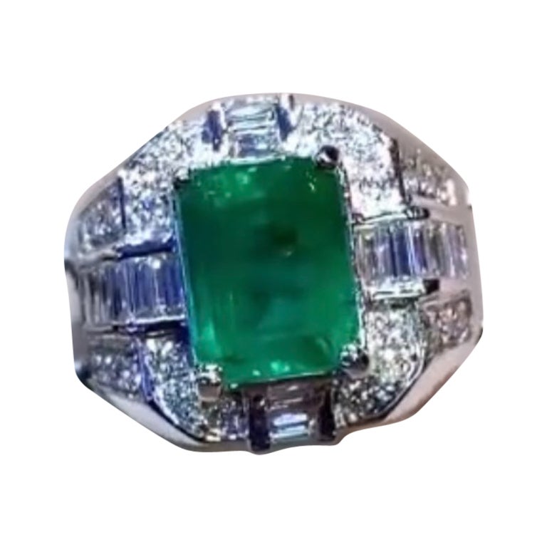 Émeraude de Zambie certifiée AIG de 3,89 carats  1.28 Ct Diamants Or 18K  Bague