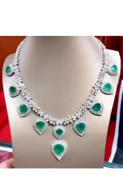 AIG Certified 38.90 Carats Zambian Emeralds  25.00 Ct Diamonds 18k Gold Necklace