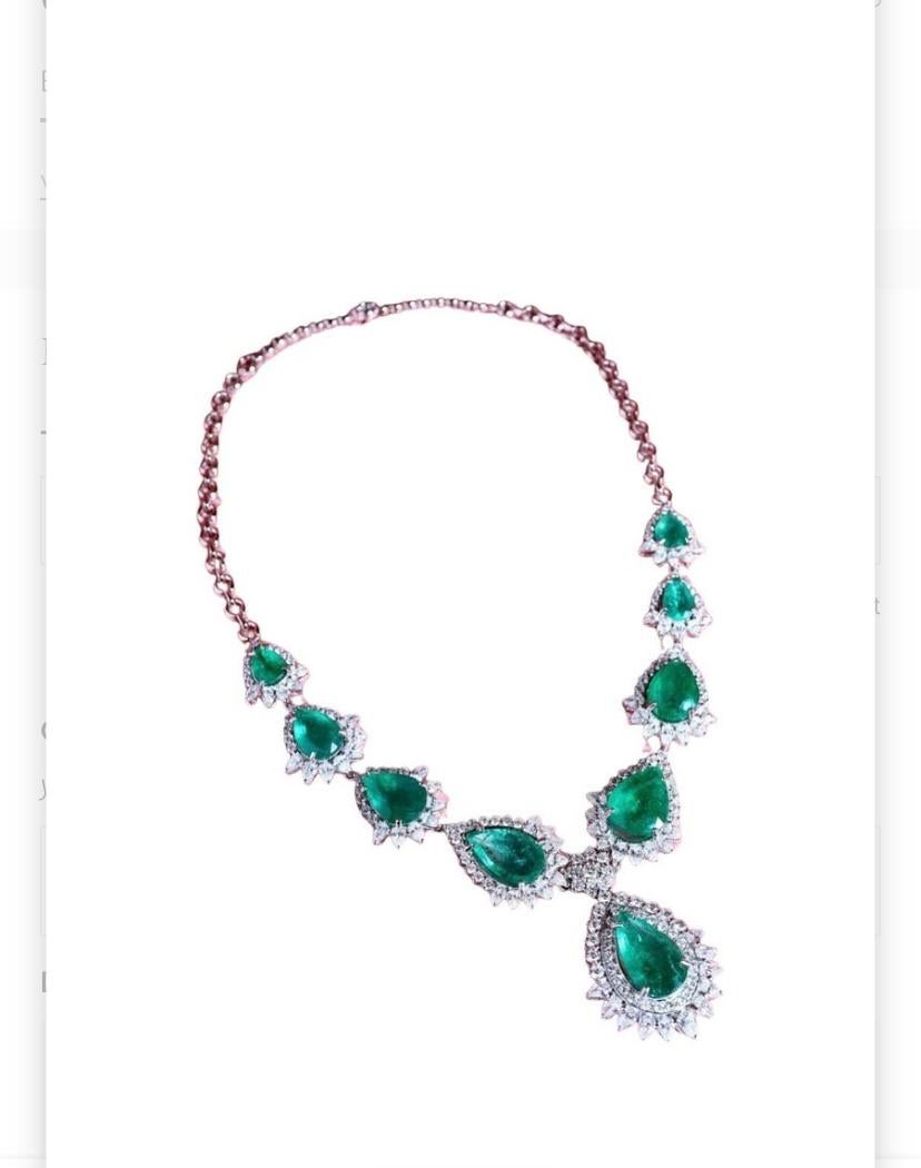 Smeraldi dello Zambia certificati AIG 39,00 carati 12,00 carati di diamanti Collana in oro 18k in vendita 3