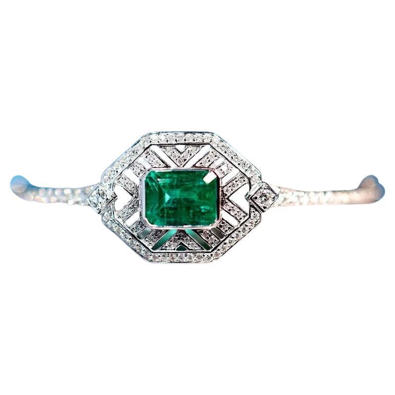 AIG Certified 4.00 Carats Zambian Emerald 1.20 Ct Diamonds 18k Gold Bracelet For Sale