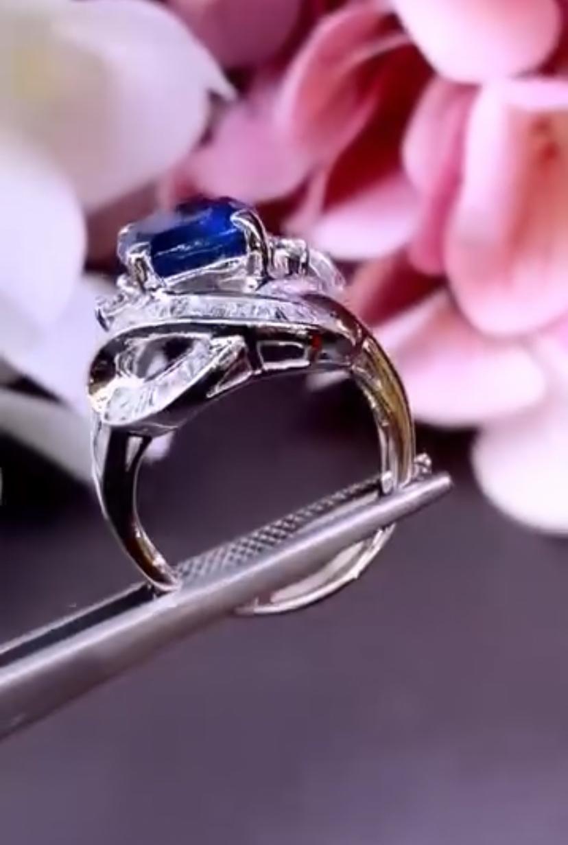 AIG Certified 4.00 Ct Ceylon Sapphire  2.00 Ct Diamonds 18k Gold Ring For Sale 1